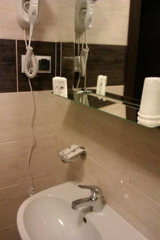 Hotel Platinum كوبياشوف المظهر الخارجي الصورة